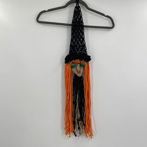 HALLOWEEN Vintage Macrame Witch Brown Orange wreath Wall 1970's Fall Autumn